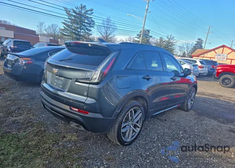 2019 Cadillac Xt4 Sport z USA, uszkodzony, nr VIN 1GYFZER42KF179638